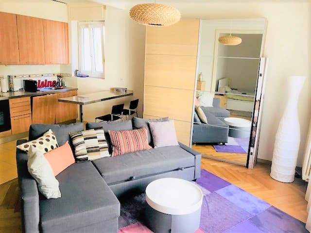 Cozy studio close to city centre and train station