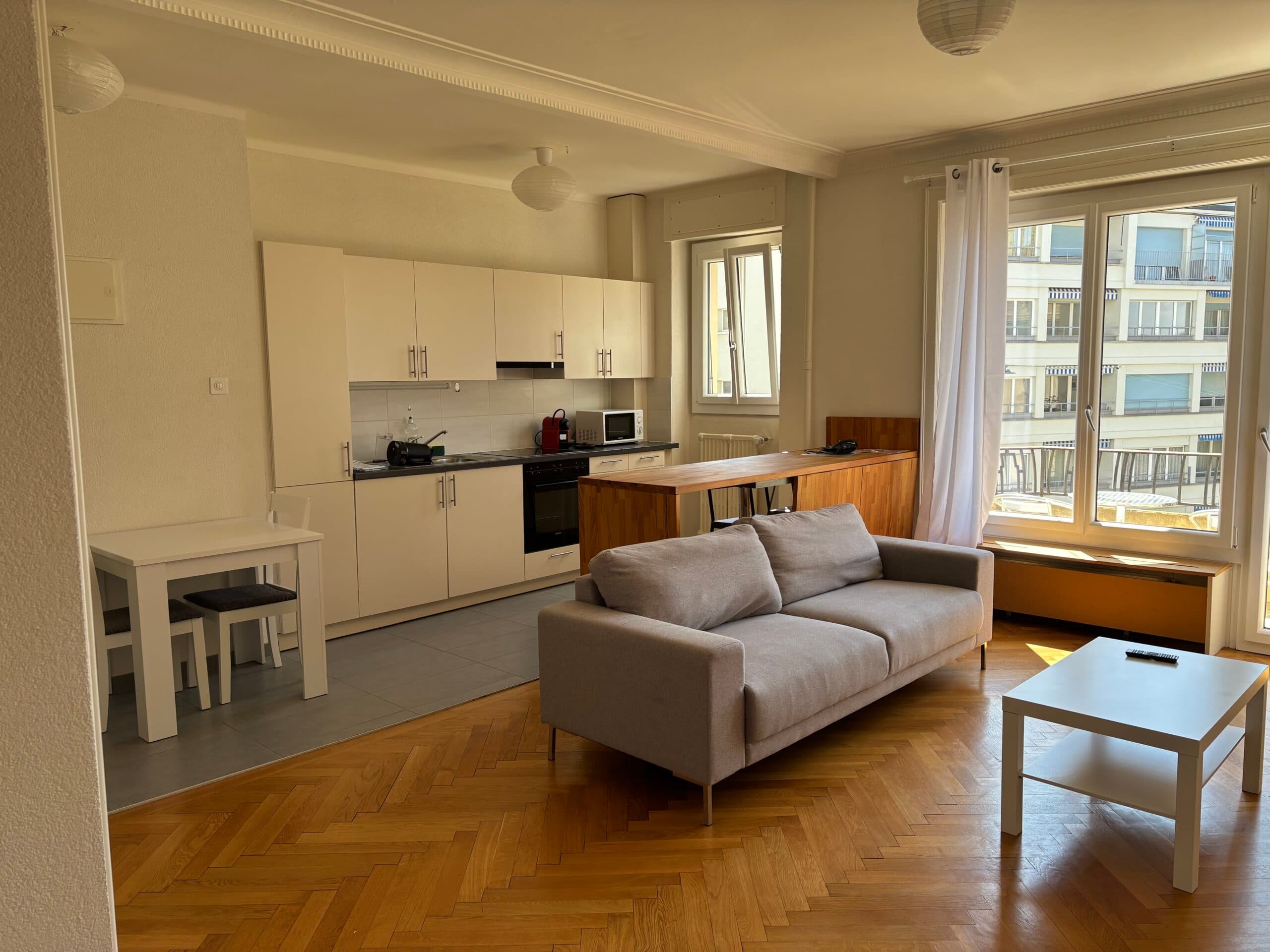 Spacious, sun-filled 1.5 rooms — comfort & convenience