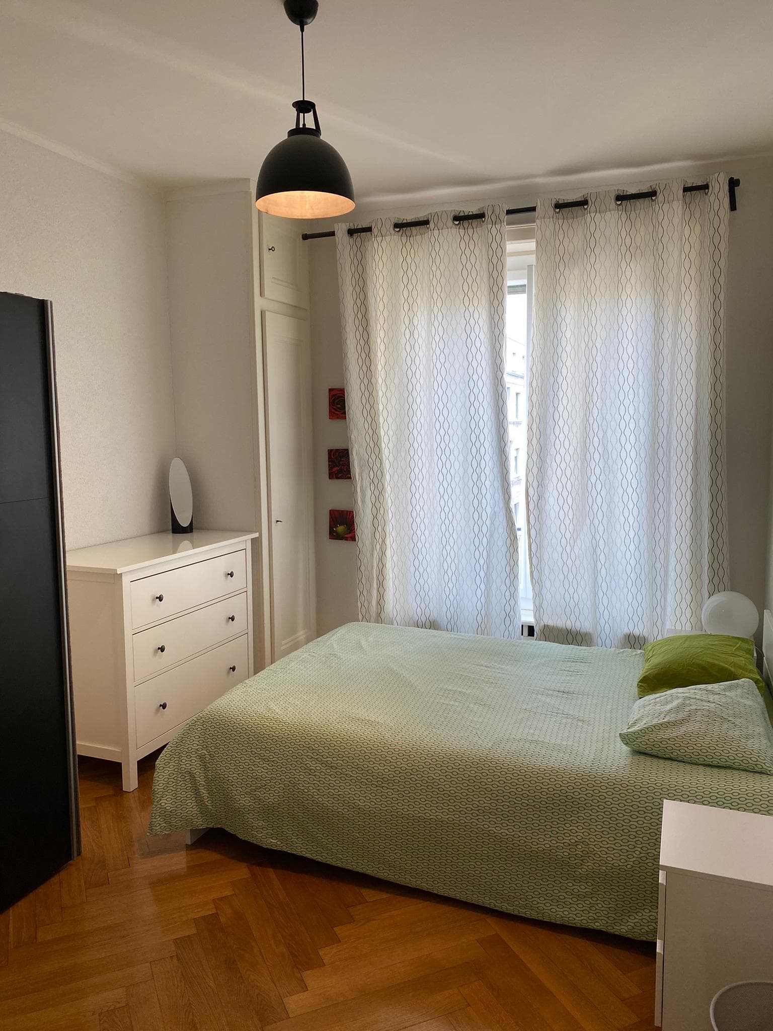 Elegant — central, quiet, lake view