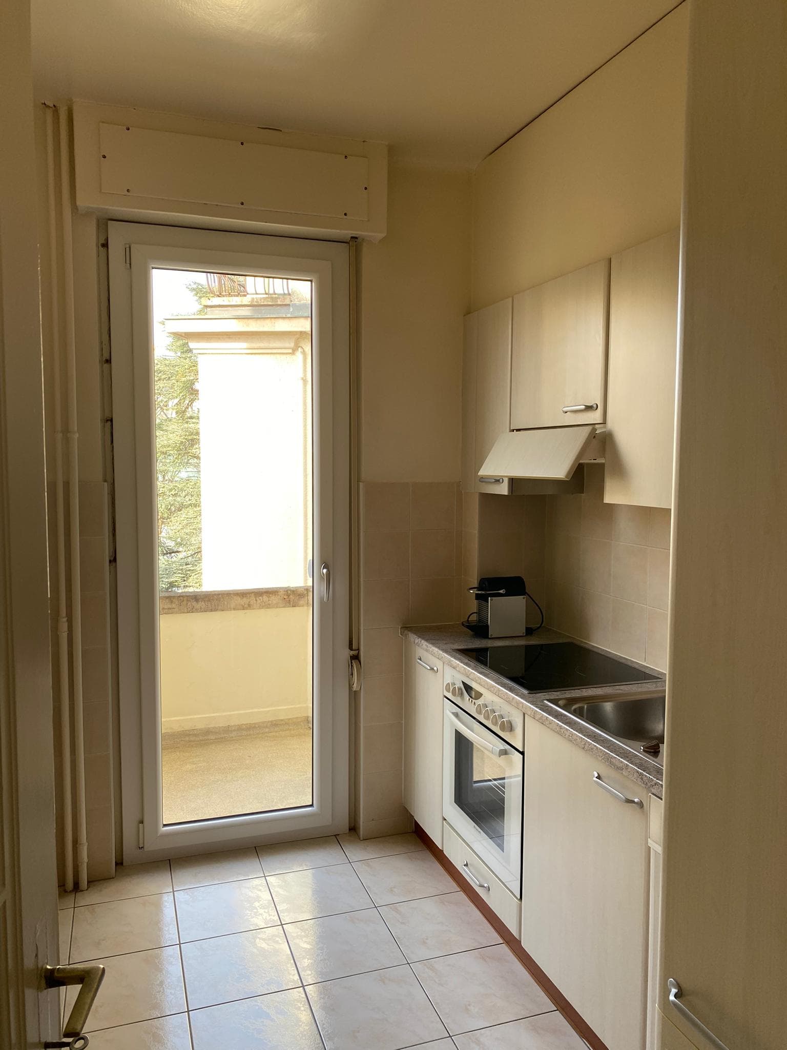 Elegant — central, quiet, lake view