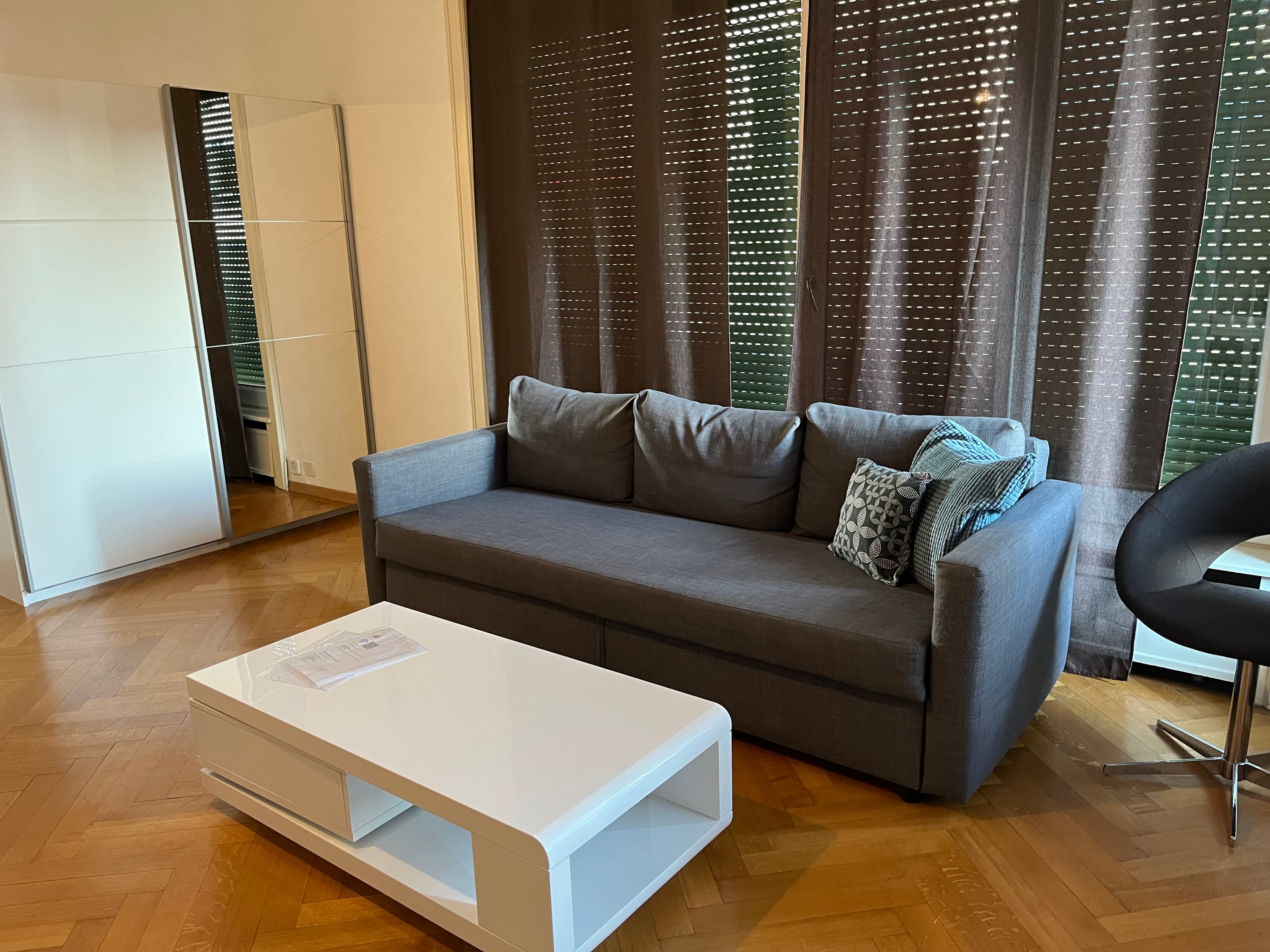 Spacious studio — quiet city centre