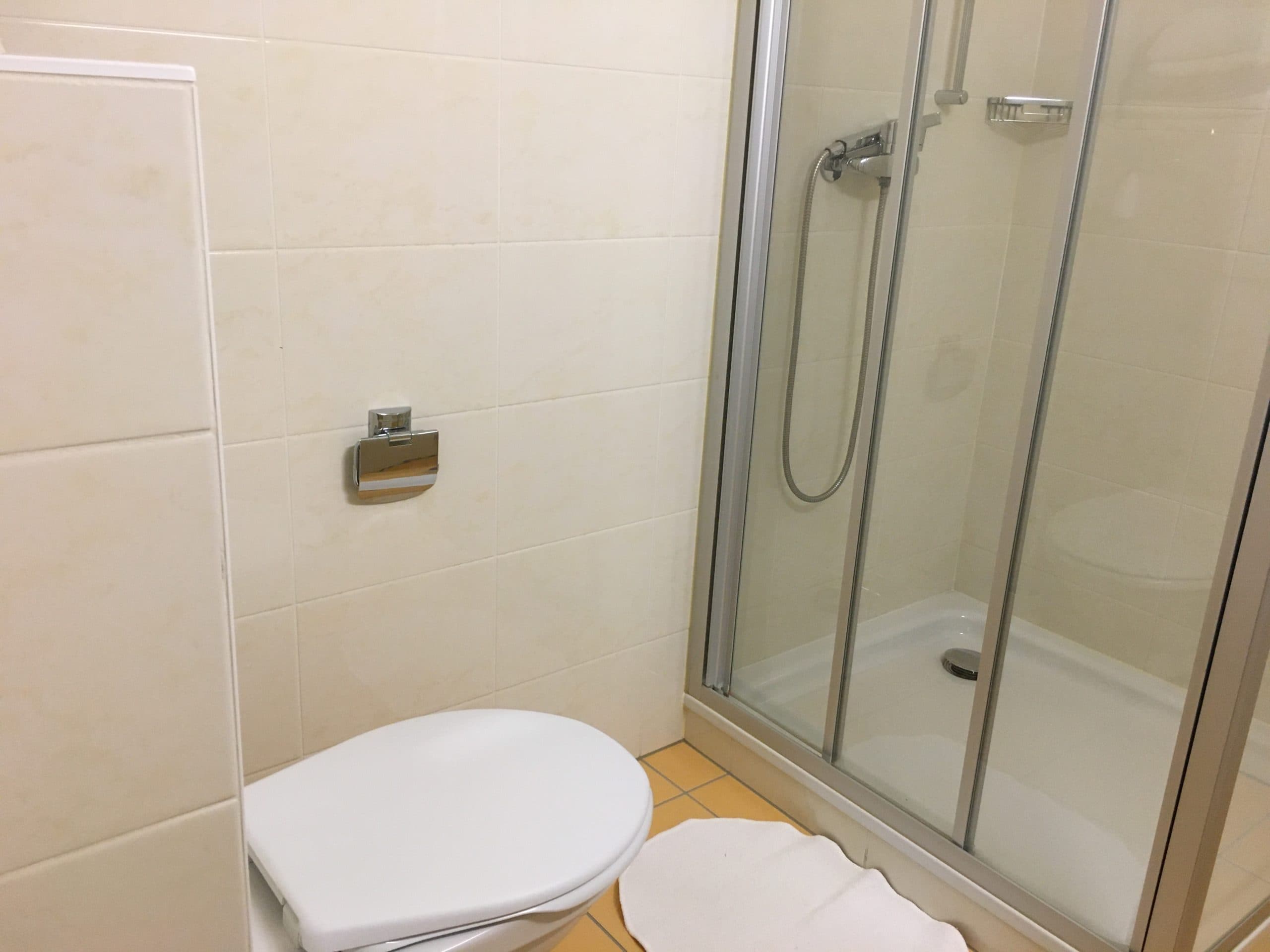 Apartment 7 minutes from Lausanne train station