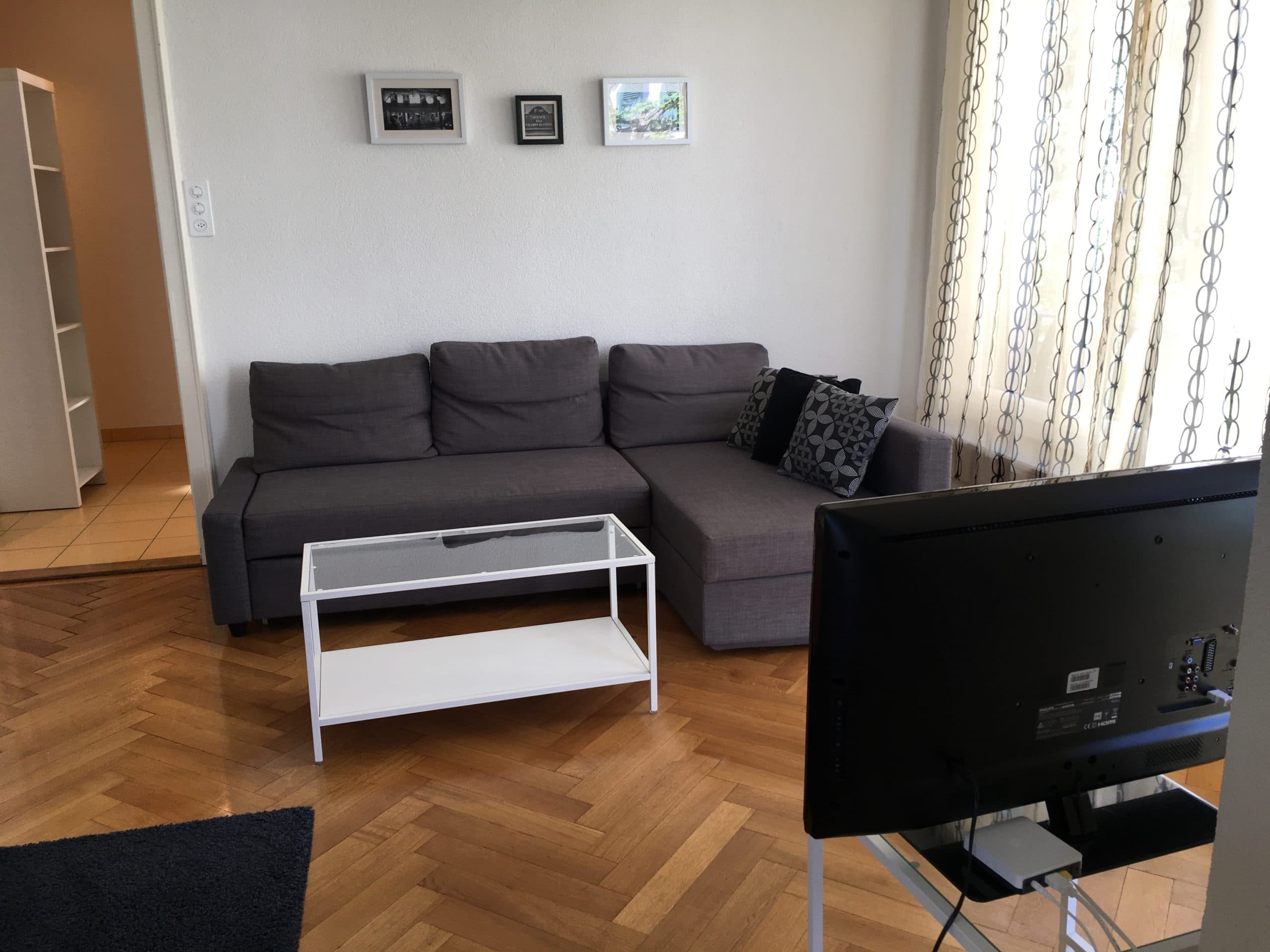 Bright studio — lake view & central